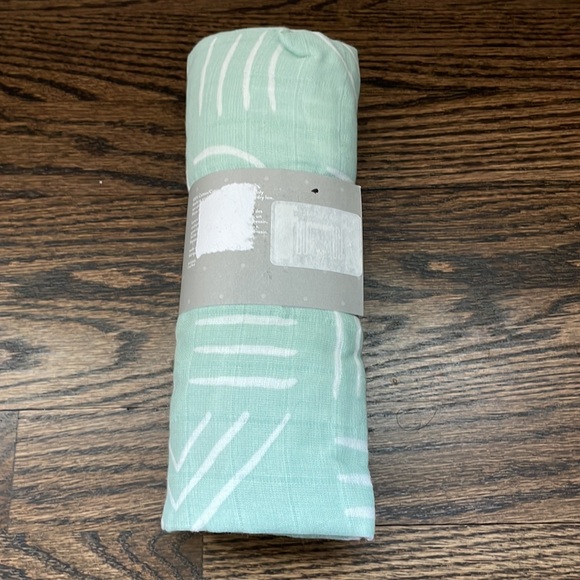 Nordstrom Light Green Rainbow Line Swaddle Blanket - Picture 2 of 2